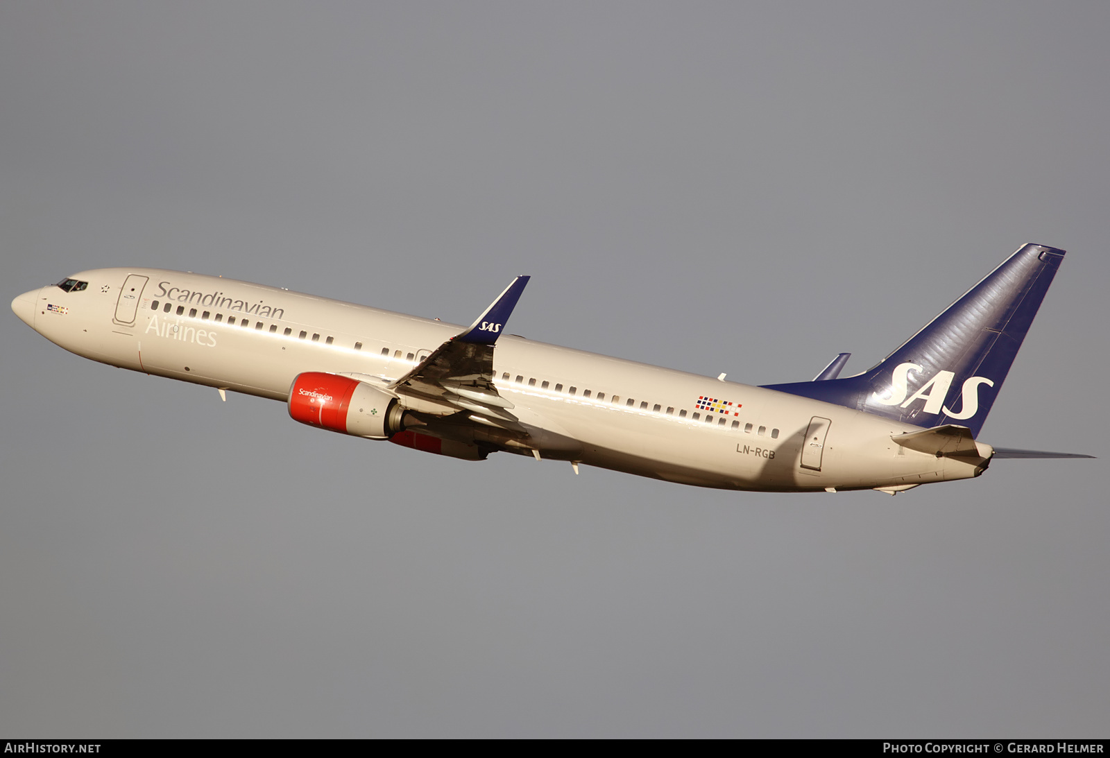 Aircraft Photo of LN-RGB | Boeing 737-86N | Scandinavian Airlines - SAS | AirHistory.net #111528