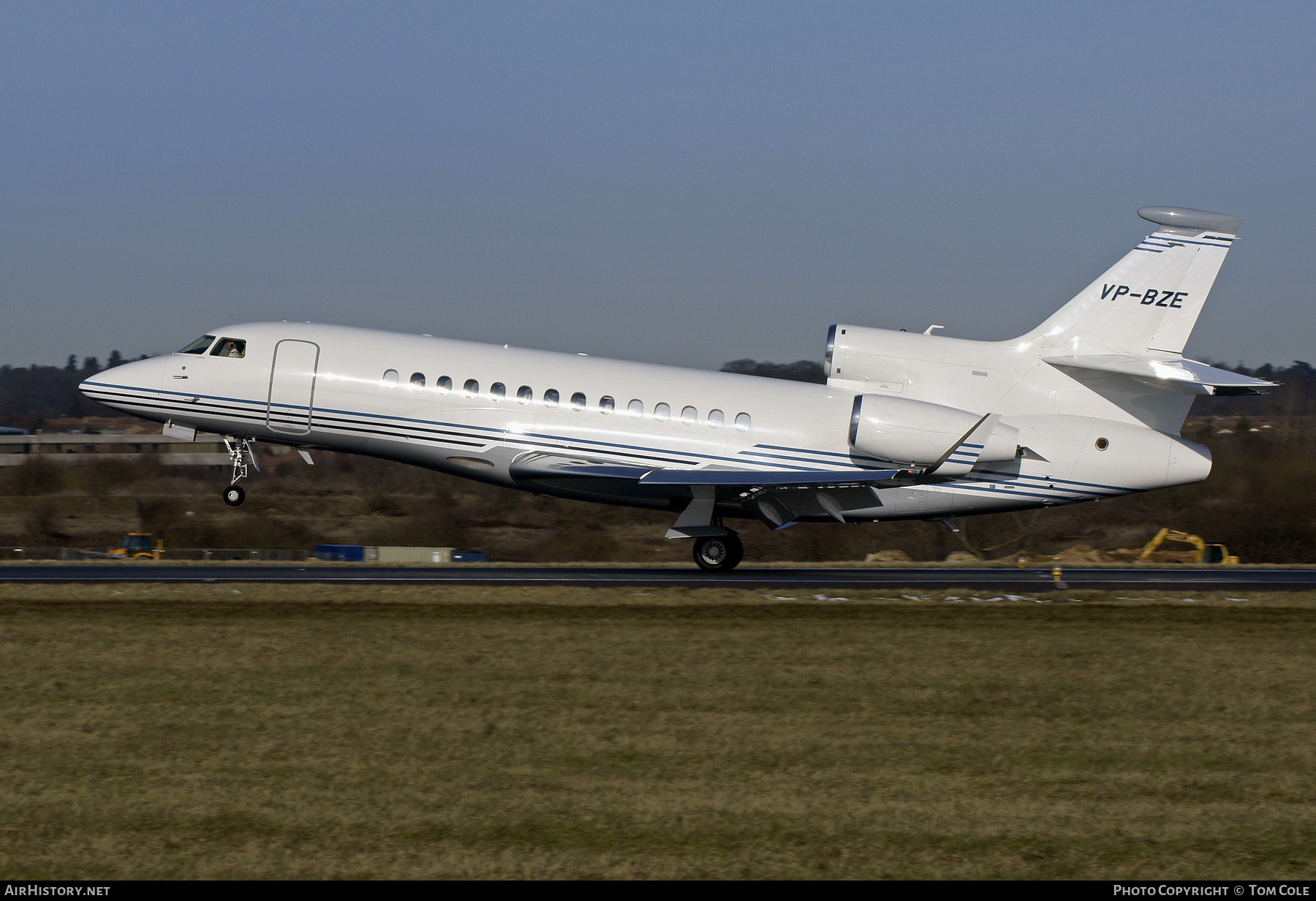 Aircraft Photo of VP-BZE | Dassault Falcon 7X | AirHistory.net #111578