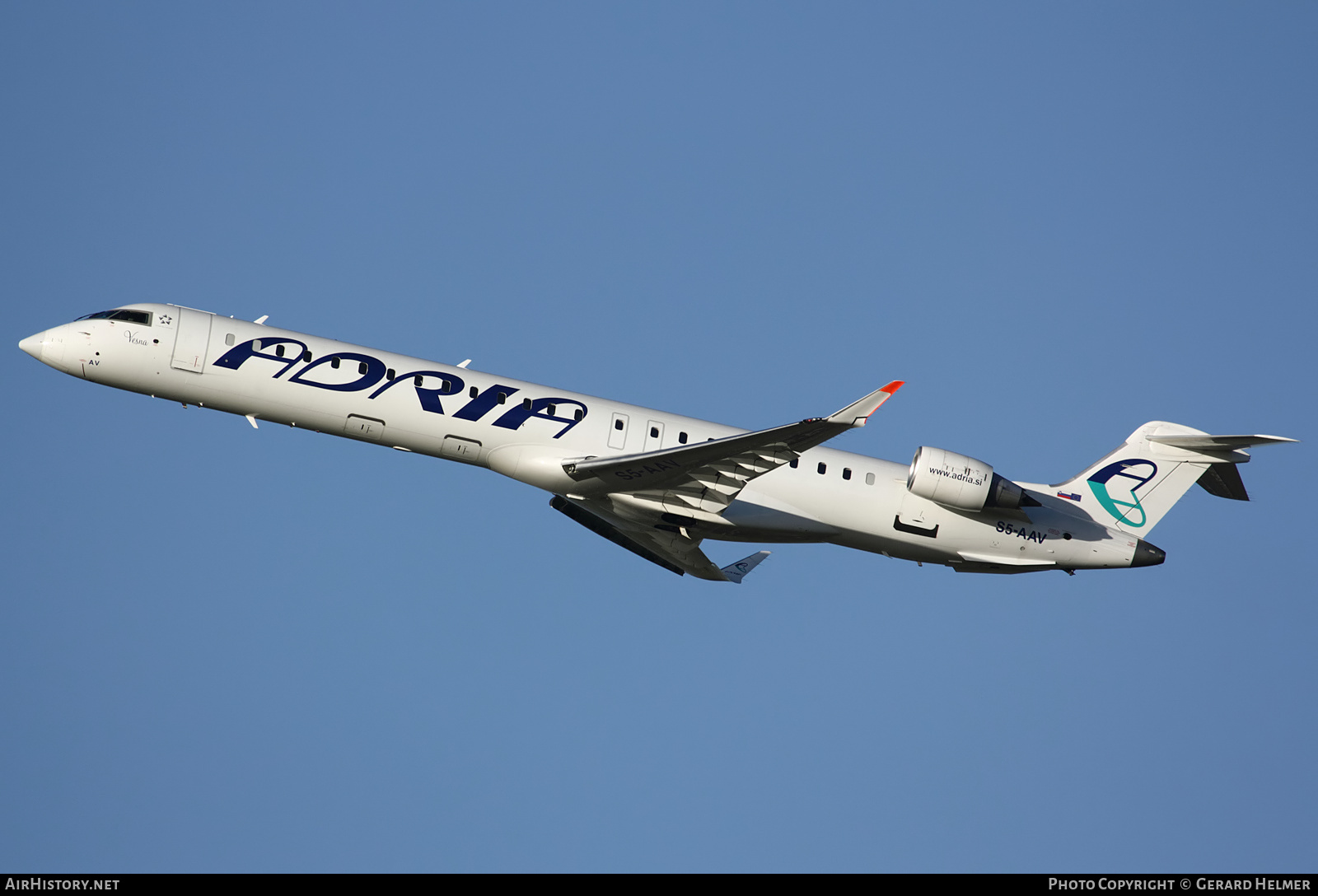 Aircraft Photo of S5-AAV | Bombardier CRJ-900ER NG (CL-600-2D24) | Adria Airways | AirHistory.net #111594