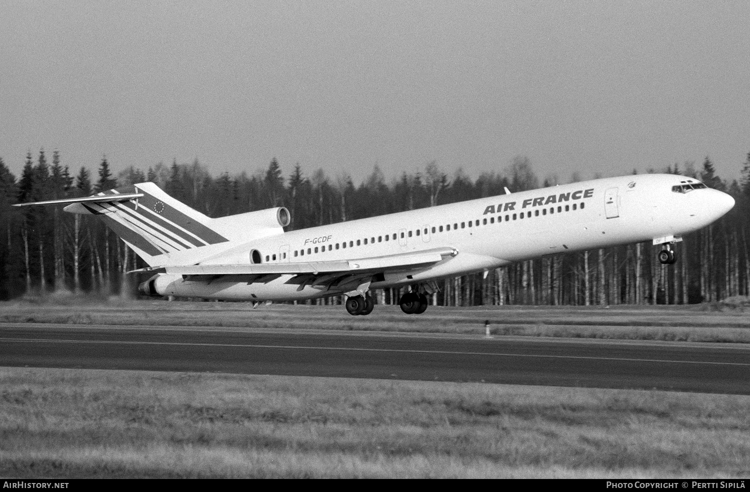 Aircraft Photo of F-GCDF | Boeing 727-228/Adv | Air France | AirHistory.net #111595