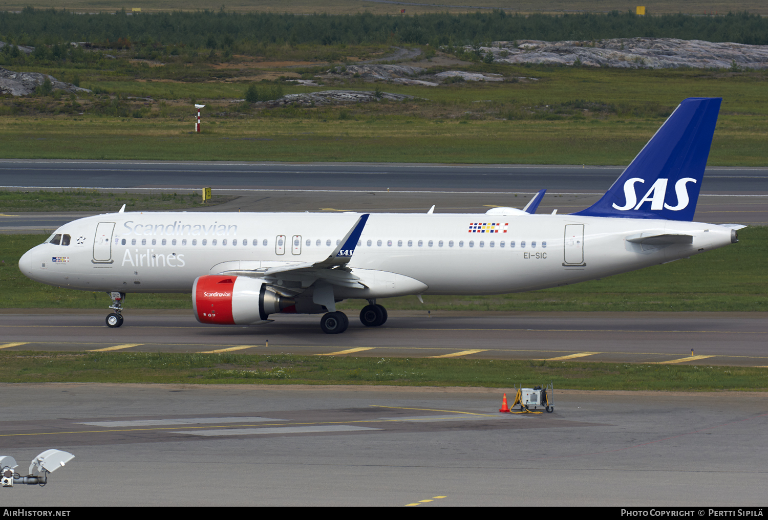 Aircraft Photo of EI-SIC | Airbus A320-251N | Scandinavian Airlines - SAS | AirHistory.net #111601