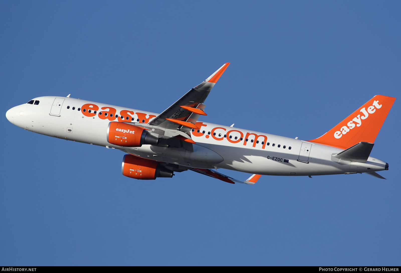 Aircraft Photo of G-EZOC | Airbus A320-214 | EasyJet | AirHistory.net #111612