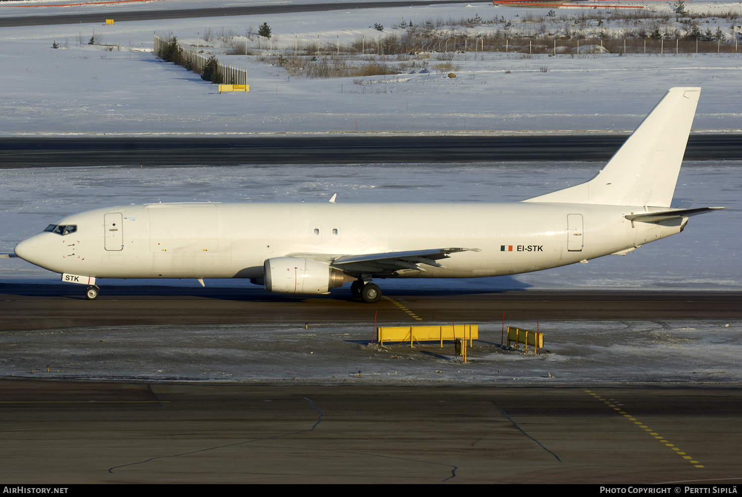 Aircraft Photo of EI-STK | Boeing 737-448(SF) | ASL Airlines | AirHistory.net #111620