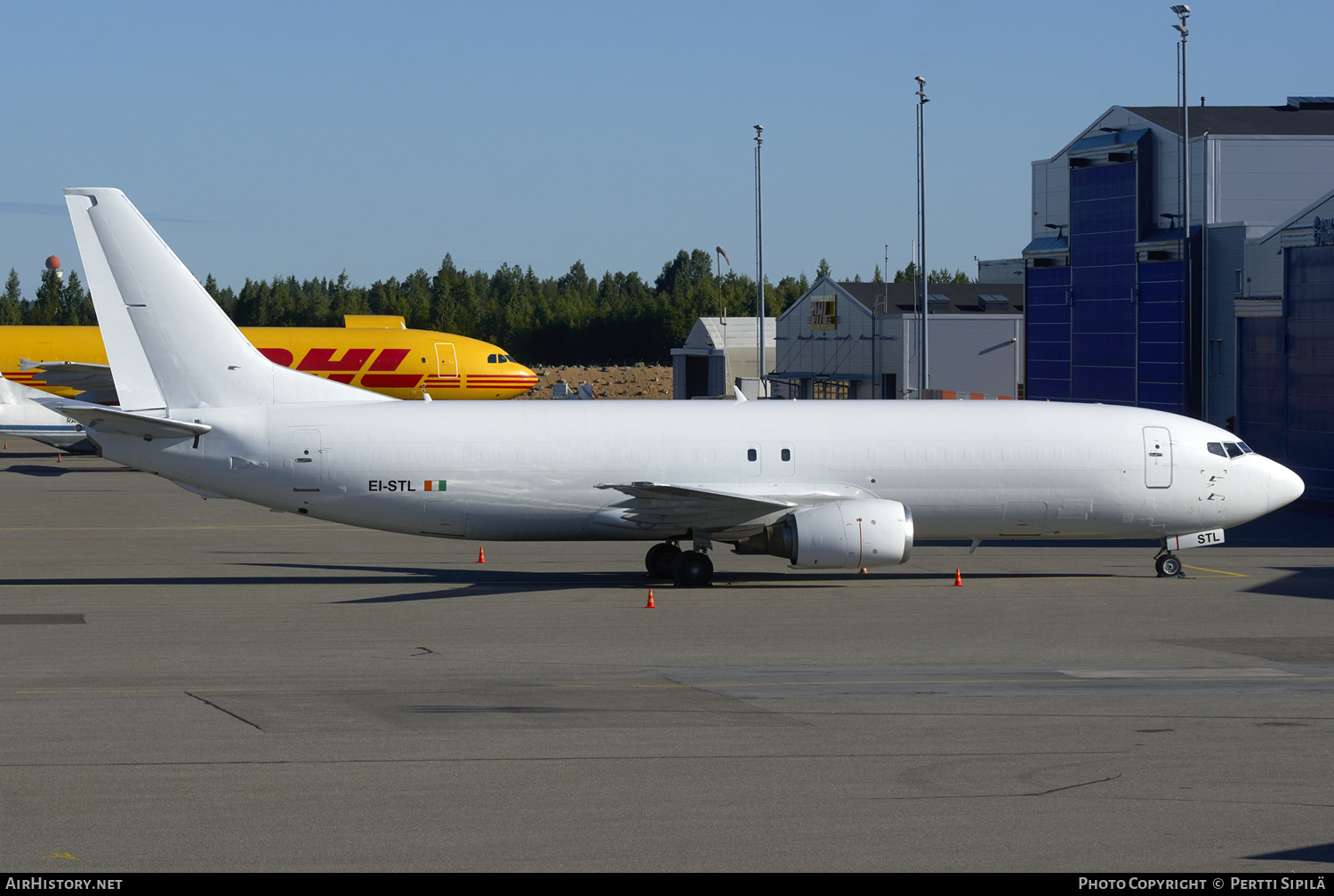 Aircraft Photo of EI-STL | Boeing 737-42C(SF) | ASL Airlines | AirHistory.net #111627