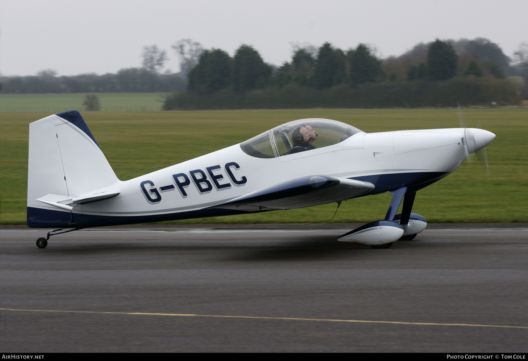 Aircraft Photo of G-PBEC | Van's RV-7 | AirHistory.net #111669