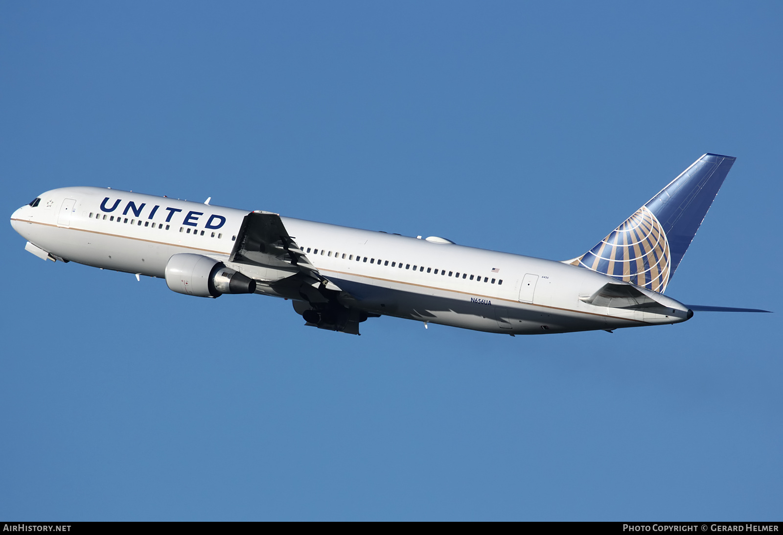 Aircraft Photo of N656UA | Boeing 767-322/ER | United Airlines | AirHistory.net #111673