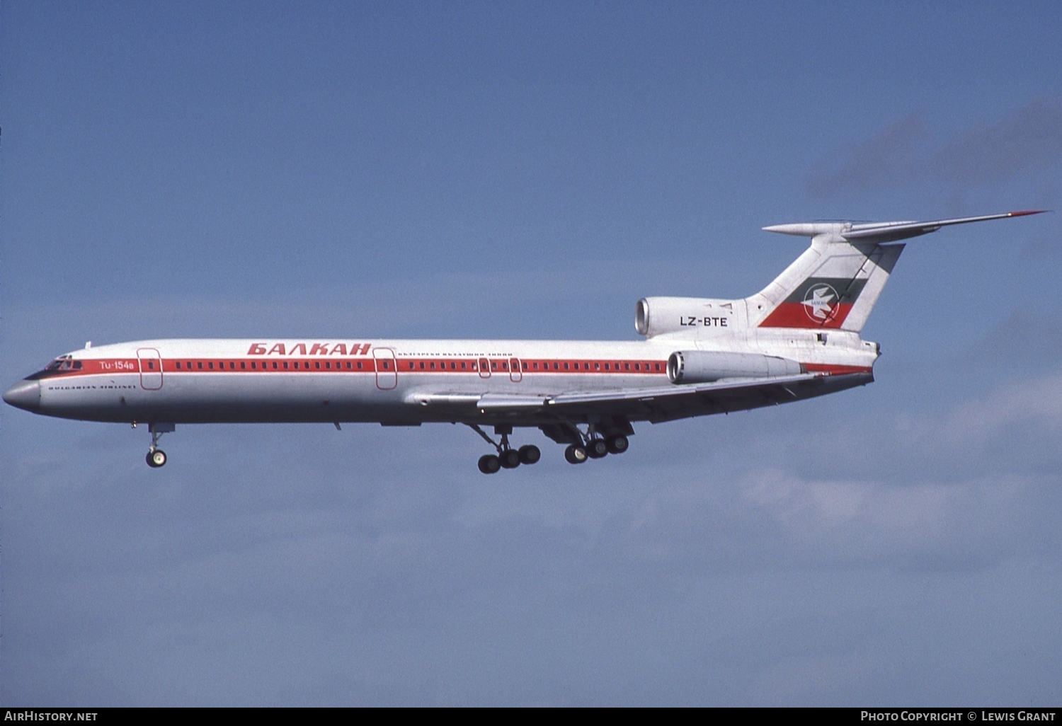 Aircraft Photo of LZ-BTE | Tupolev Tu-154B | Balkan - Bulgarian Airlines | AirHistory.net #111783