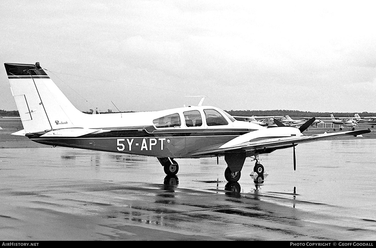 Aircraft Photo of 5Y-APT | Beech B55 Baron (95-B55) | AirHistory.net #111790