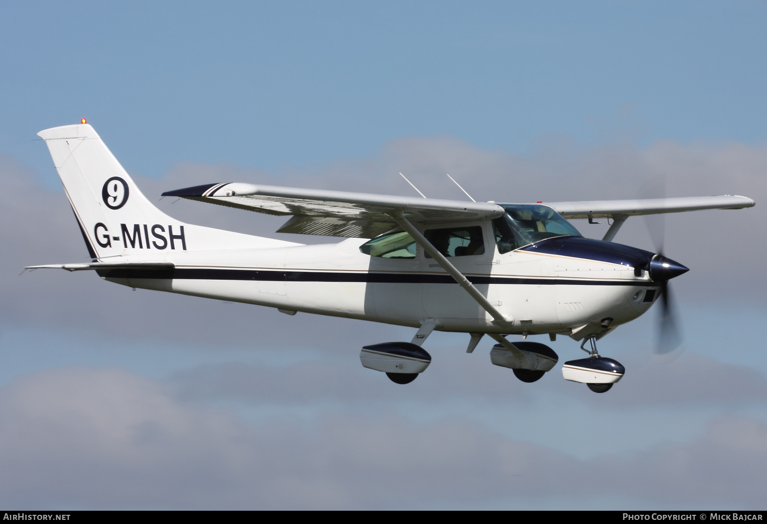 Aircraft Photo of G-MISH | Cessna 182R Skylane | AirHistory.net #111796