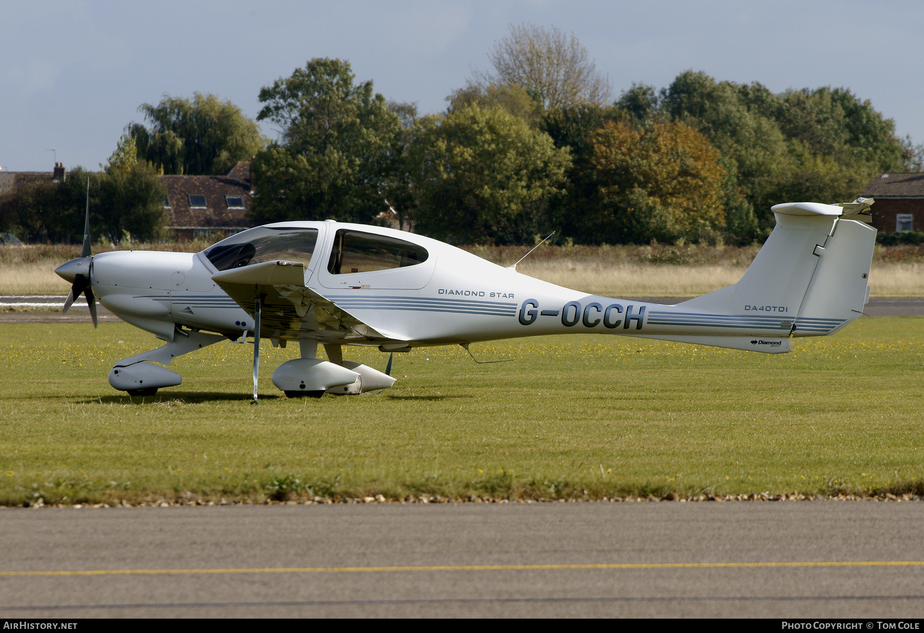 Aircraft Photo of G-OCCH | Diamond DA40D Diamond Star TDI | AirHistory.net #112141