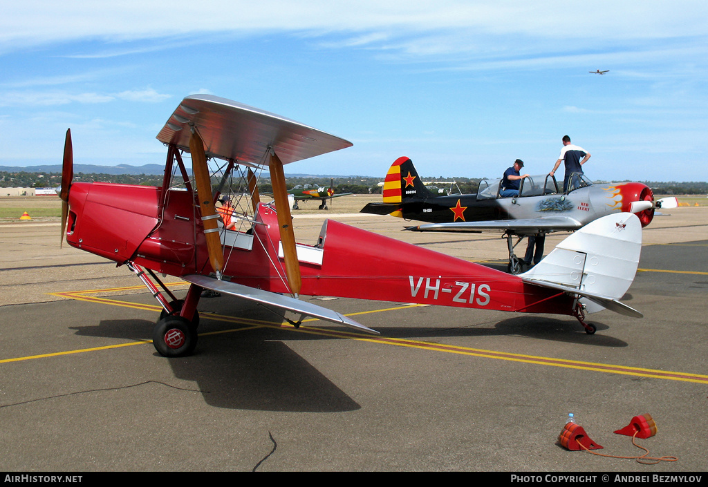 Aircraft Photo of VH-ZIS | De Havilland D.H. 82A Tiger Moth | AirHistory.net #112347