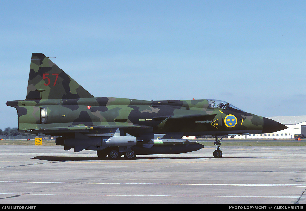 Aircraft Photo of 37057 | Saab AJ37 Viggen | Sweden - Air Force | AirHistory.net #112356