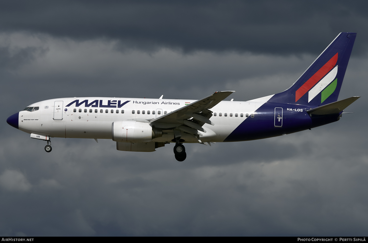 Aircraft Photo of HA-LOS | Boeing 737-7Q8 | Malév - Hungarian Airlines | AirHistory.net #112367