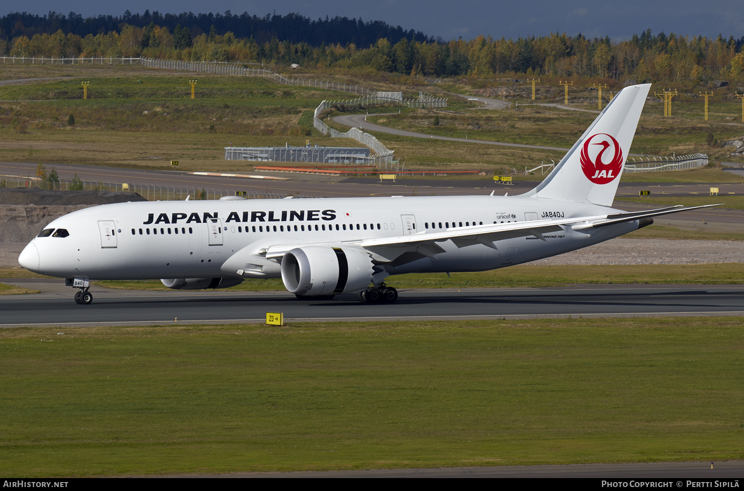 Aircraft Photo of JA840J | Boeing 787-8 Dreamliner | Japan Airlines - JAL | AirHistory.net #112584