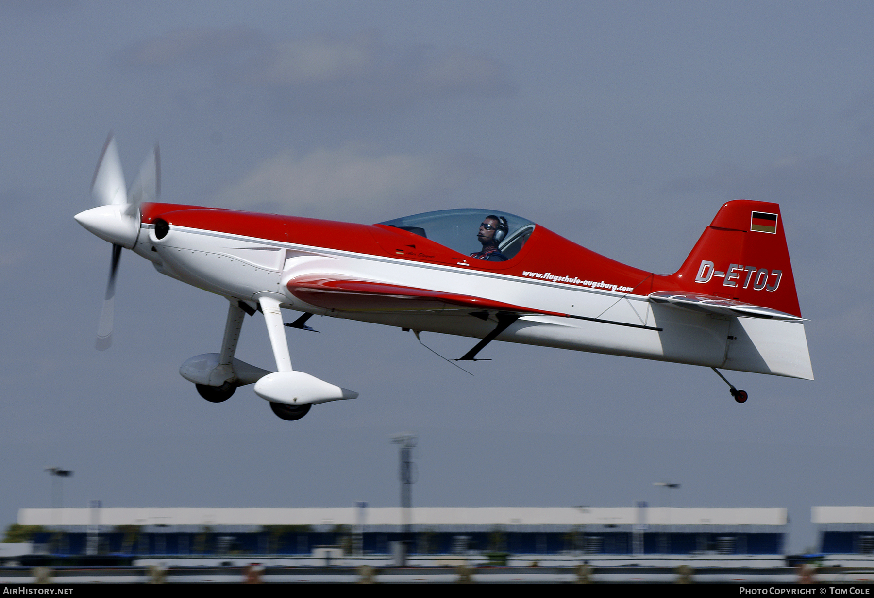 Aircraft Photo of D-ETOJ | XtremeAir XP-30 Sbach 300 | Flugschule Augsburg | AirHistory.net #112760