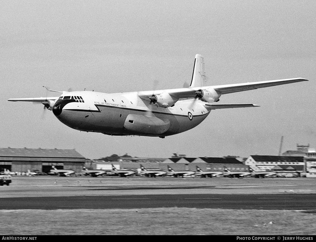 Aircraft Photo of XR364 | Short SC.5 Belfast C1 | UK - Air Force | AirHistory.net #112905
