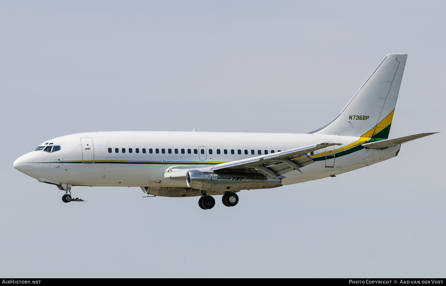 Aircraft Photo of N736BP | Boeing 737-205/Adv | AirHistory.net #112953