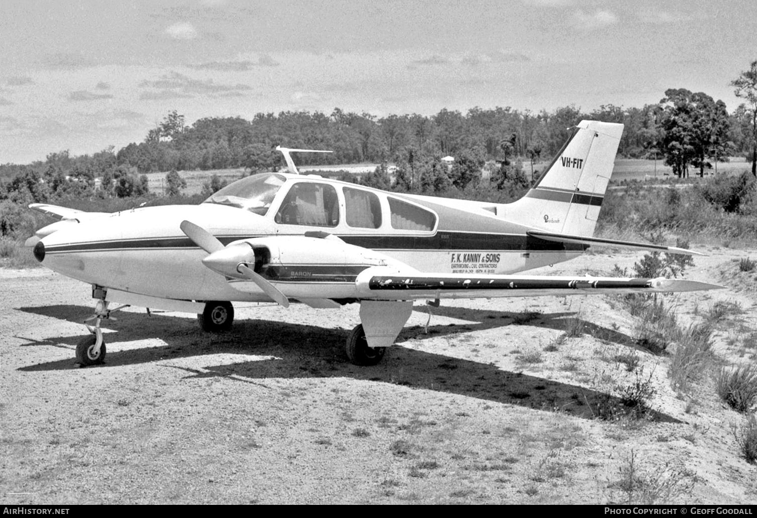 Aircraft Photo of VH-FIT | Beech E55 Baron | F.K. Kanny & Sons | AirHistory.net #113163