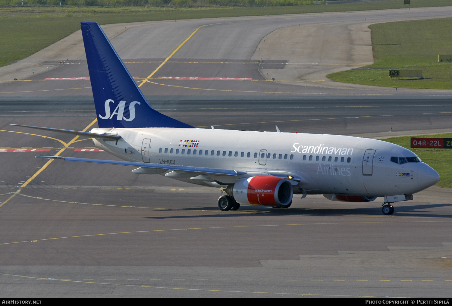 Aircraft Photo of LN-RCU | Boeing 737-683 | Scandinavian Airlines - SAS | AirHistory.net #113203