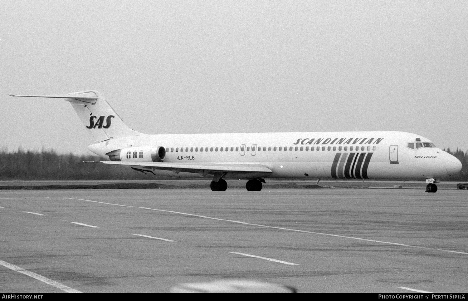 Aircraft Photo of LN-RLB | McDonnell Douglas DC-9-41 | Scandinavian Airlines - SAS | AirHistory.net #113229