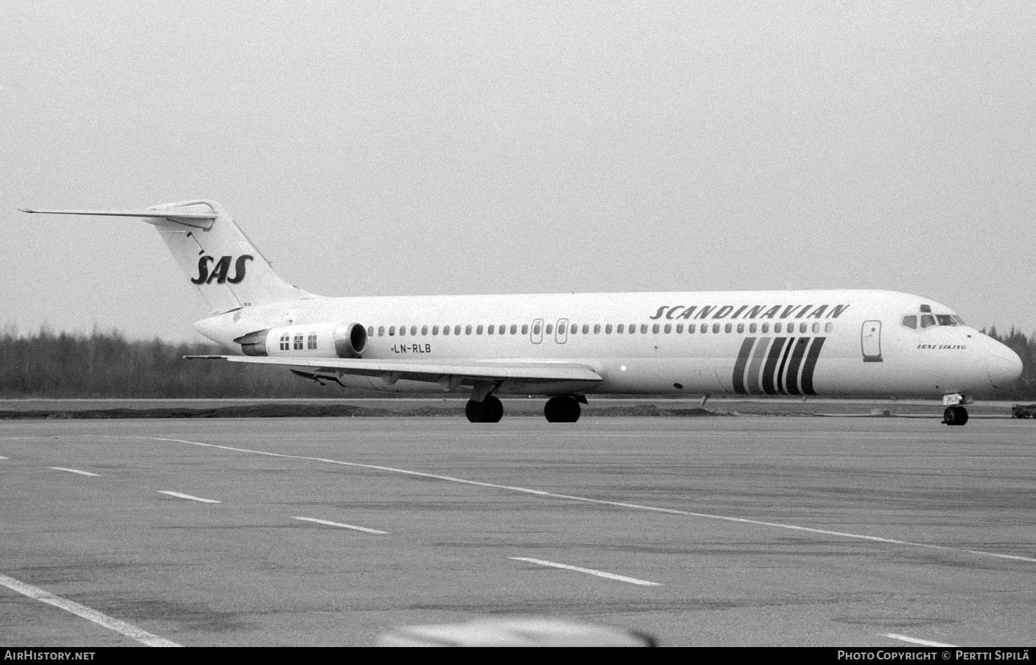 Aircraft Photo of LN-RLB | McDonnell Douglas DC-9-41 | Scandinavian Airlines - SAS | AirHistory.net #113229