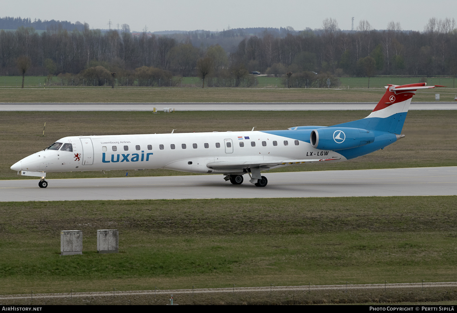 Aircraft Photo of LX-LGW | Embraer ERJ-145LU (EMB-145LU) | Luxair | AirHistory.net #113312