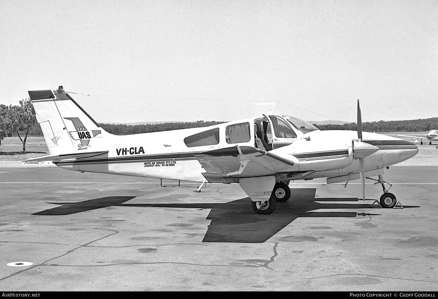 Aircraft Photo of VH-CLA | Beech D55 Baron | United Air Service - UAS | AirHistory.net #113574
