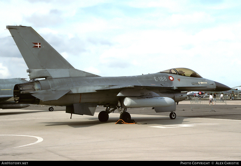 Aircraft Photo of E-188 | General Dynamics F-16A Fighting Falcon | Denmark - Air Force | AirHistory.net #113576