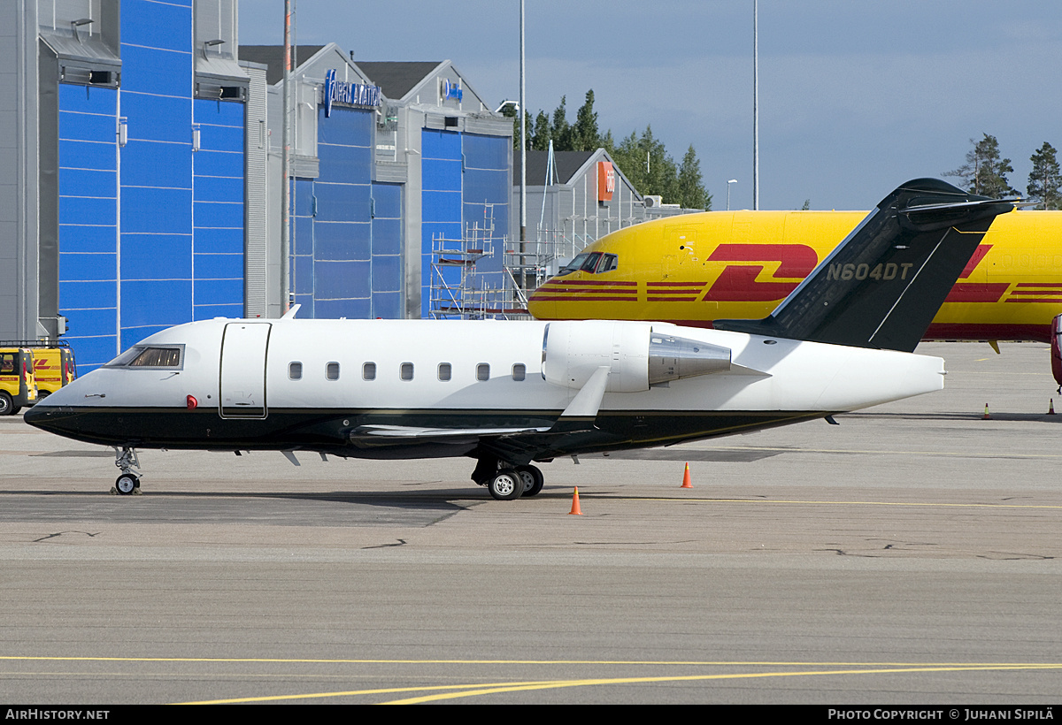Aircraft Photo of N604DT | Bombardier Challenger 604 (CL-600-2B16) | AirHistory.net #113604