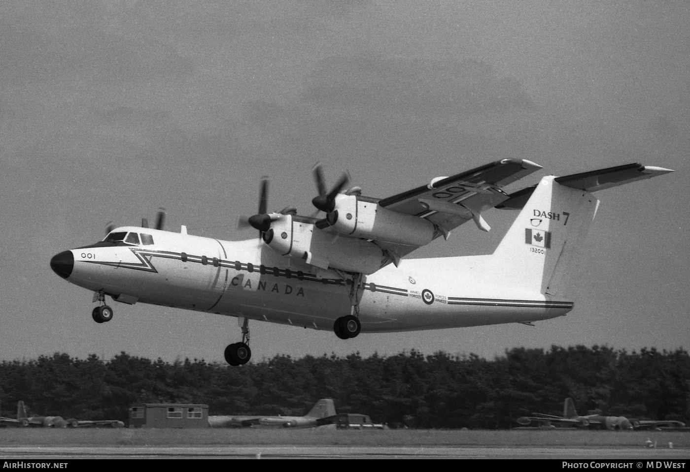 Aircraft Photo of 132001 | De Havilland Canada CC-132 Dash 7 | Canada - Air Force | AirHistory.net #113679