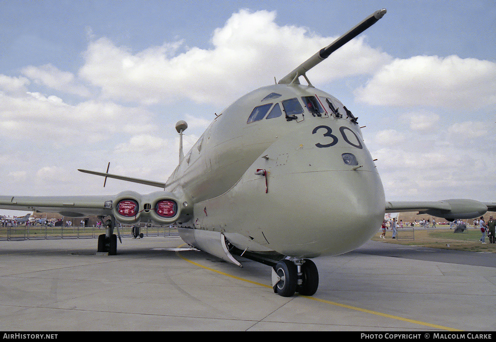 Aircraft Photo of XV230 | Hawker Siddeley HS-801 Nimrod MR.2P | UK - Air Force | AirHistory.net #113732