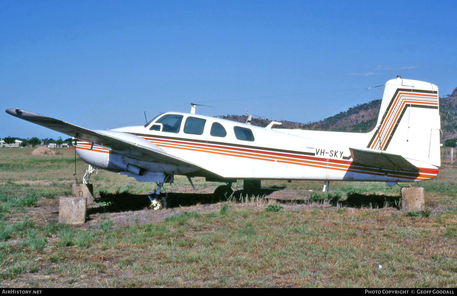 Aircraft Photo of VH-SKY | Beech D50A Twin Bonanza | AirHistory.net #113885