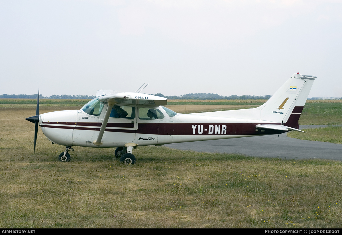 Aircraft Photo of YU-DNR | Cessna 172N Skyhawk II | Flying Sindicate | AirHistory.net #113909