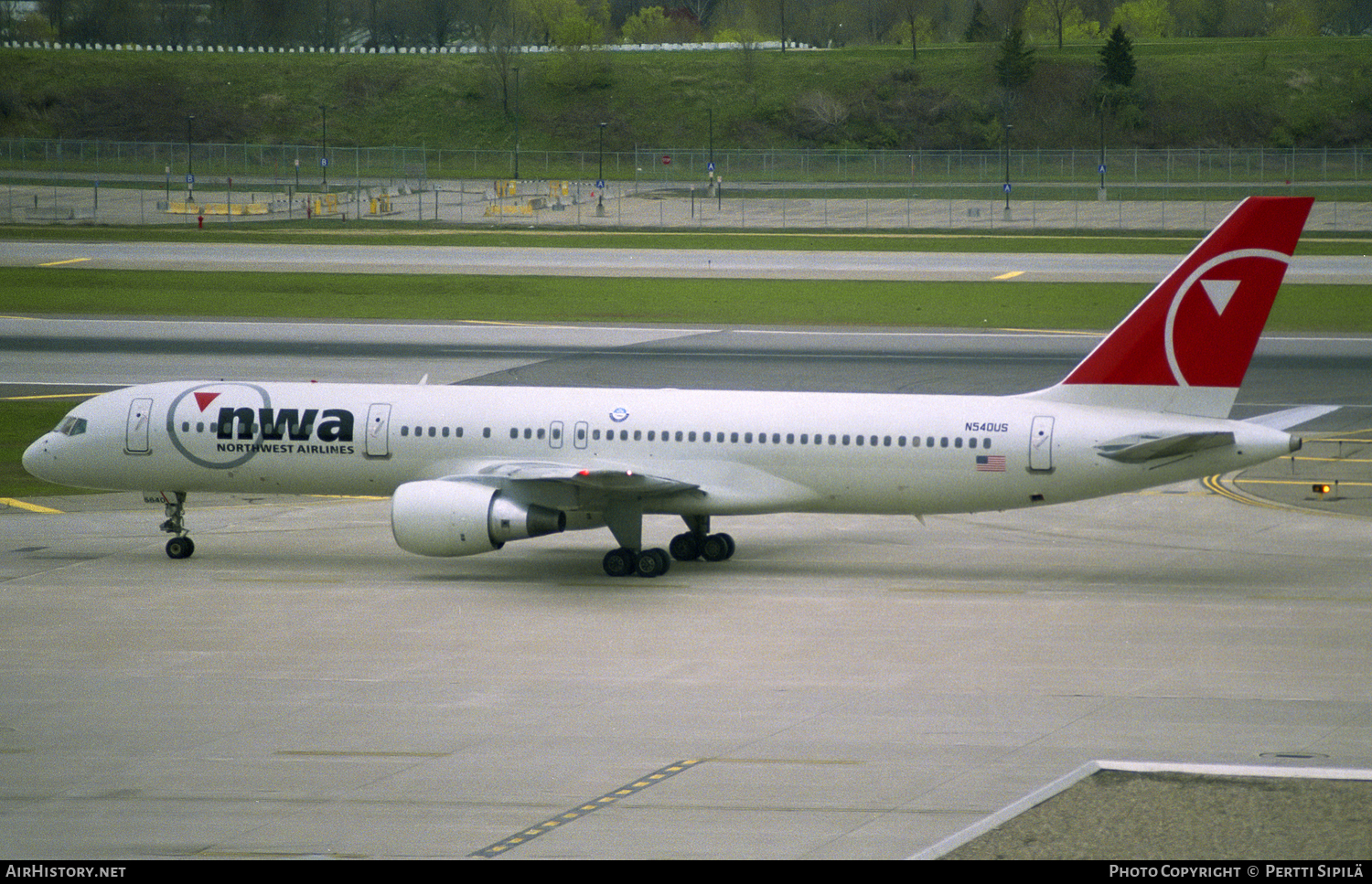 Aircraft Photo of N540US | Boeing 757-251 | Northwest Airlines | AirHistory.net #113961