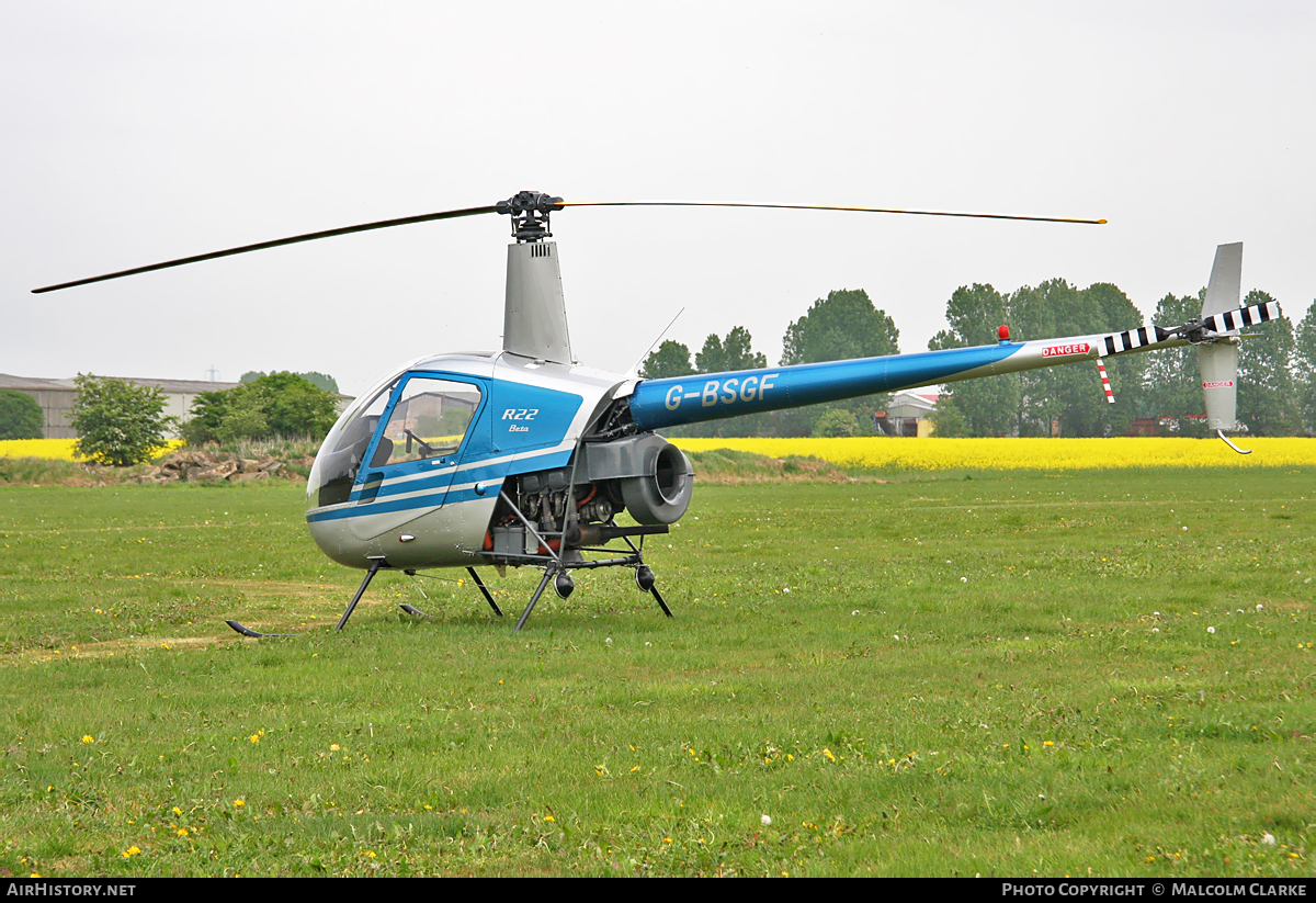 Aircraft Photo of G-BSGF | Robinson R-22 Beta | AirHistory.net #114087