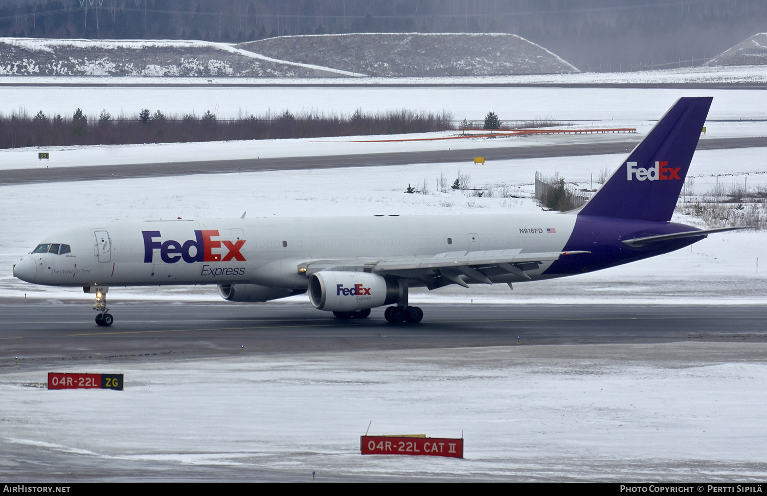 Aircraft Photo of N916FD | Boeing 757-27B(SF) | FedEx Express - Federal Express | AirHistory.net #114129