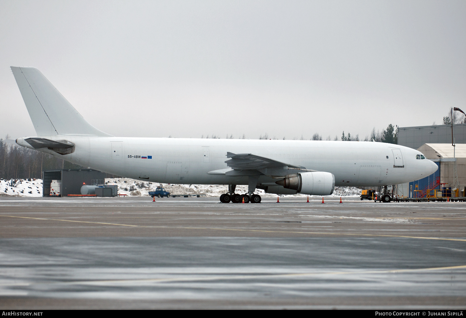 Aircraft Photo of S5-ABW | Airbus A300B4-605R(F) | Solinair | AirHistory.net #114170