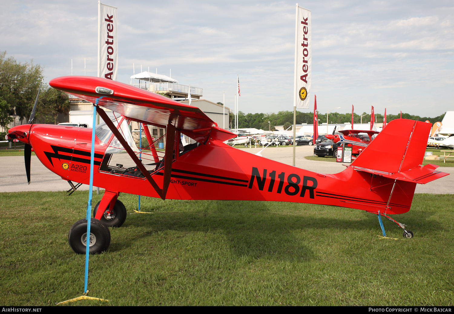Aircraft Photo of N118R | Aerotrek A-220 | AirHistory.net #114479