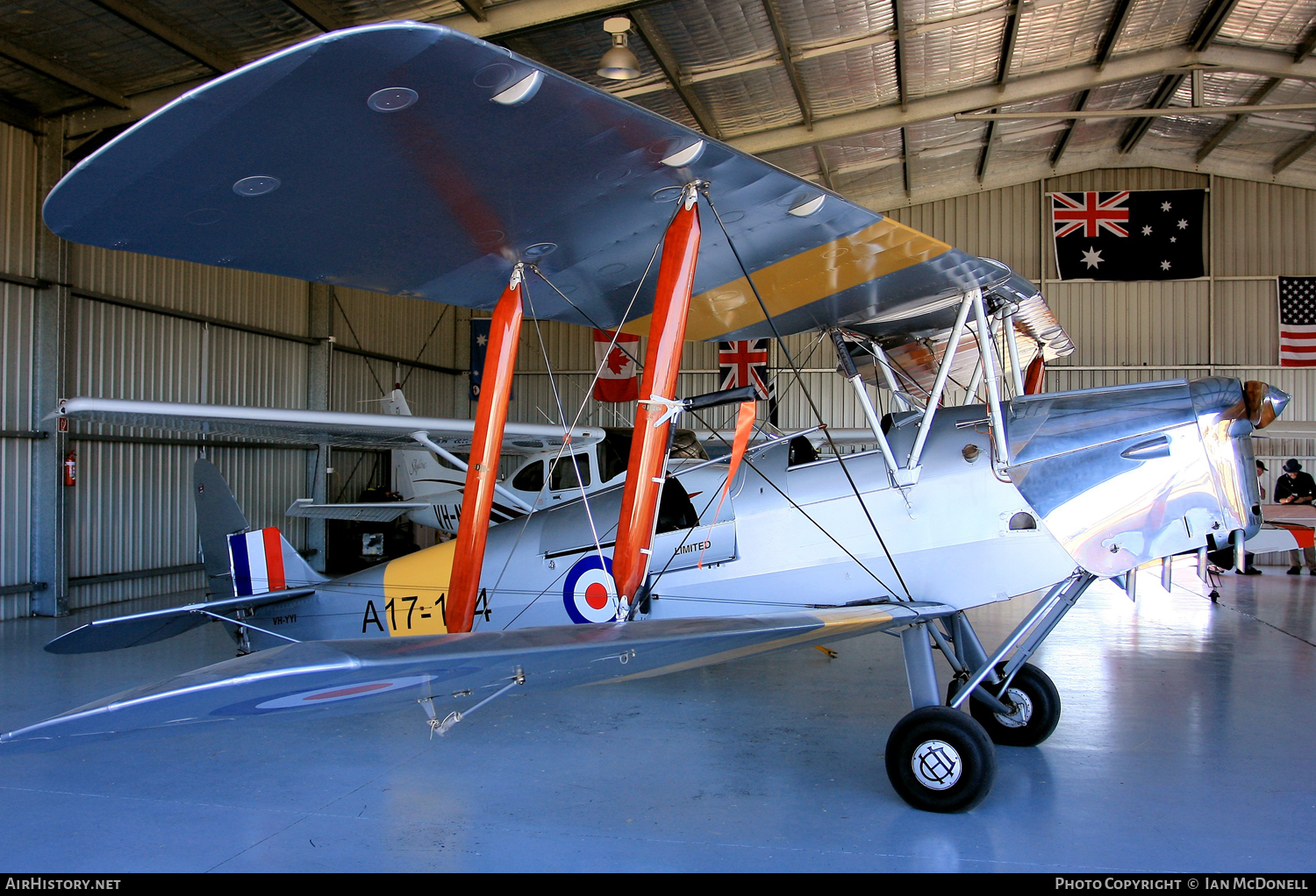 Aircraft Photo of VH-YYI / A17-194 | De Havilland D.H. 82A Tiger Moth | Australia - Air Force | AirHistory.net #114490