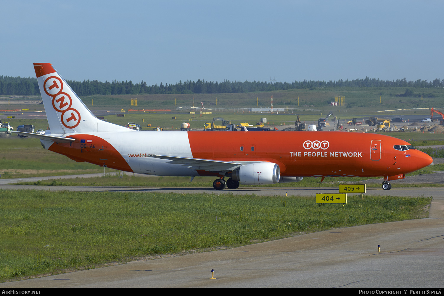 Aircraft Photo of OE-IAE | Boeing 737-4Q8(SF) | TNT Airways | AirHistory.net #114497