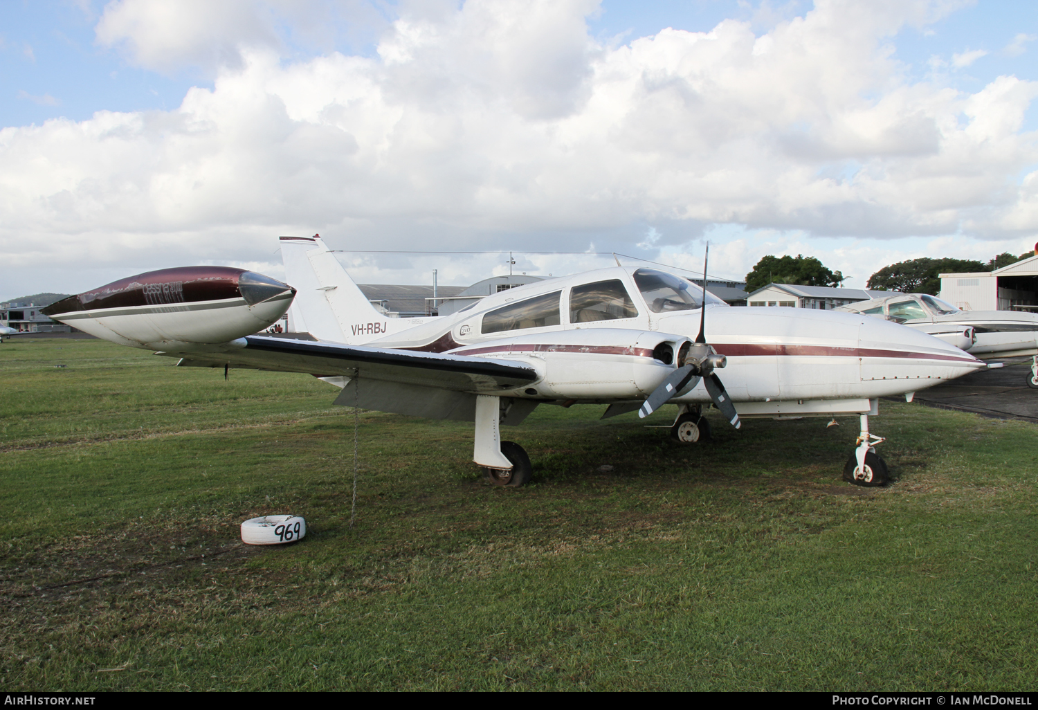 Aircraft Photo of VH-RBJ | Cessna 310R | AirHistory.net #114514