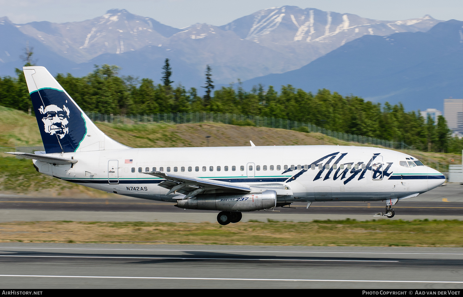 Aircraft Photo of N742AS | Boeing 737-290C/Adv | Alaska Airlines | AirHistory.net #114528
