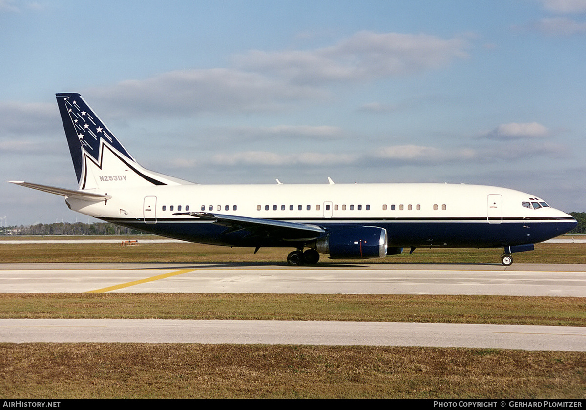 Aircraft Photo of N253DV | Boeing 737-39A | AirHistory.net #114614