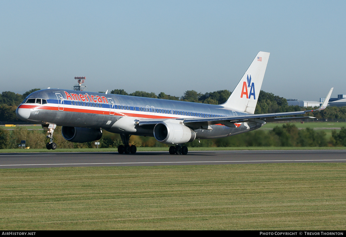 Aircraft Photo of N172AJ | Boeing 757-223 | American Airlines | AirHistory.net #114619