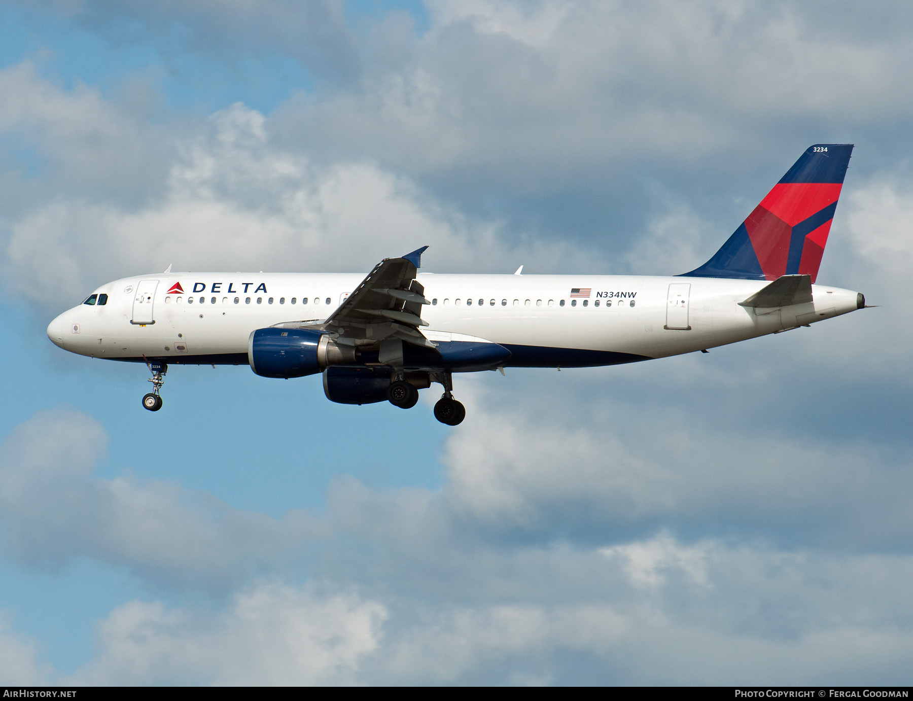 Aircraft Photo of N334NW | Airbus A320-212 | Delta Air Lines | AirHistory.net #114765