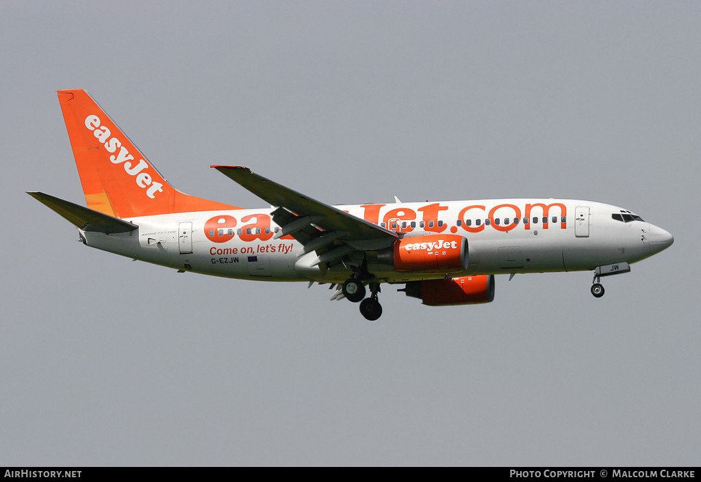 Aircraft Photo of G-EZJW | Boeing 737-73V | AirHistory.net #114931