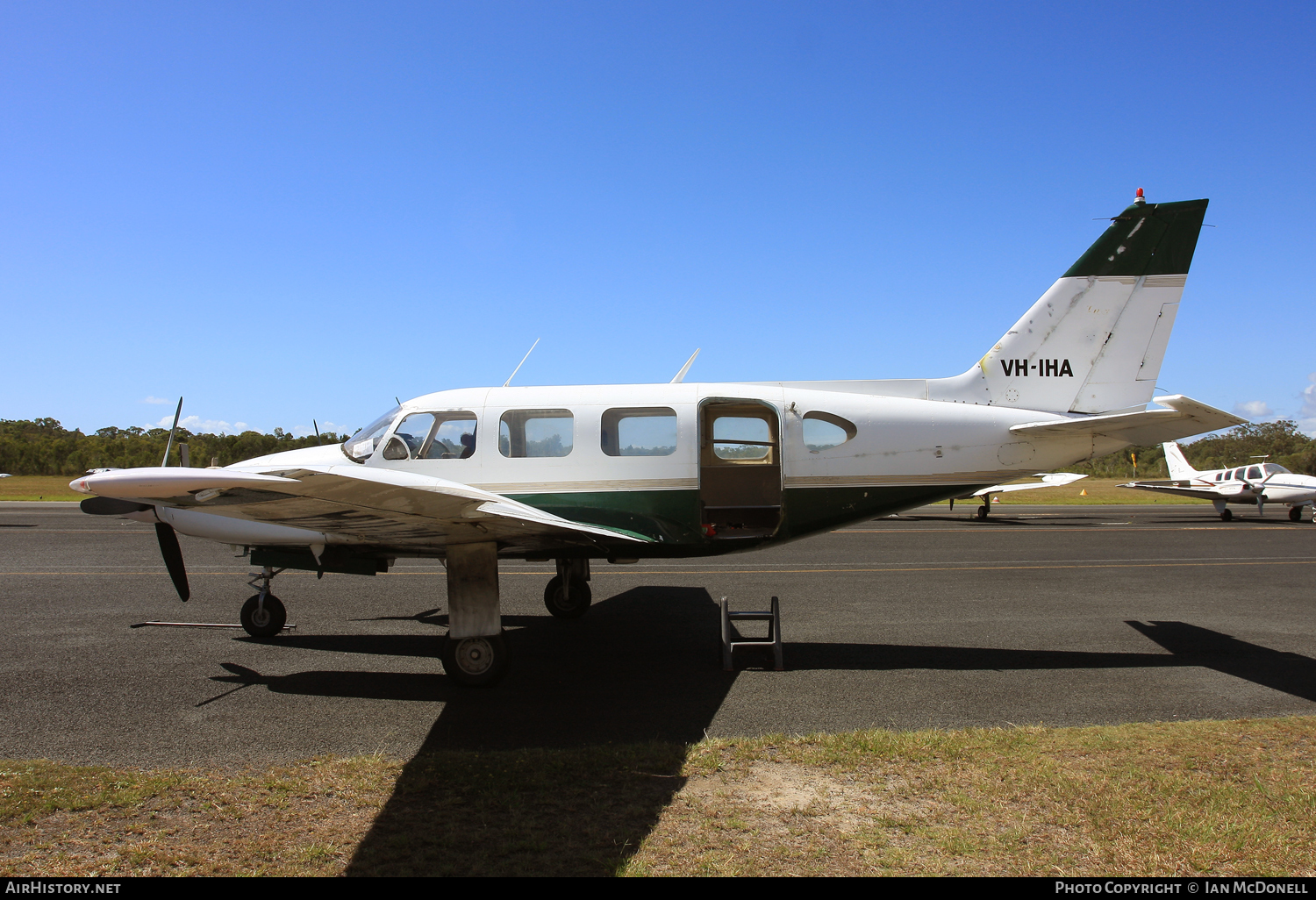 Aircraft Photo of VH-IHA | Piper PA-31-310 Navajo | AirHistory.net #114967