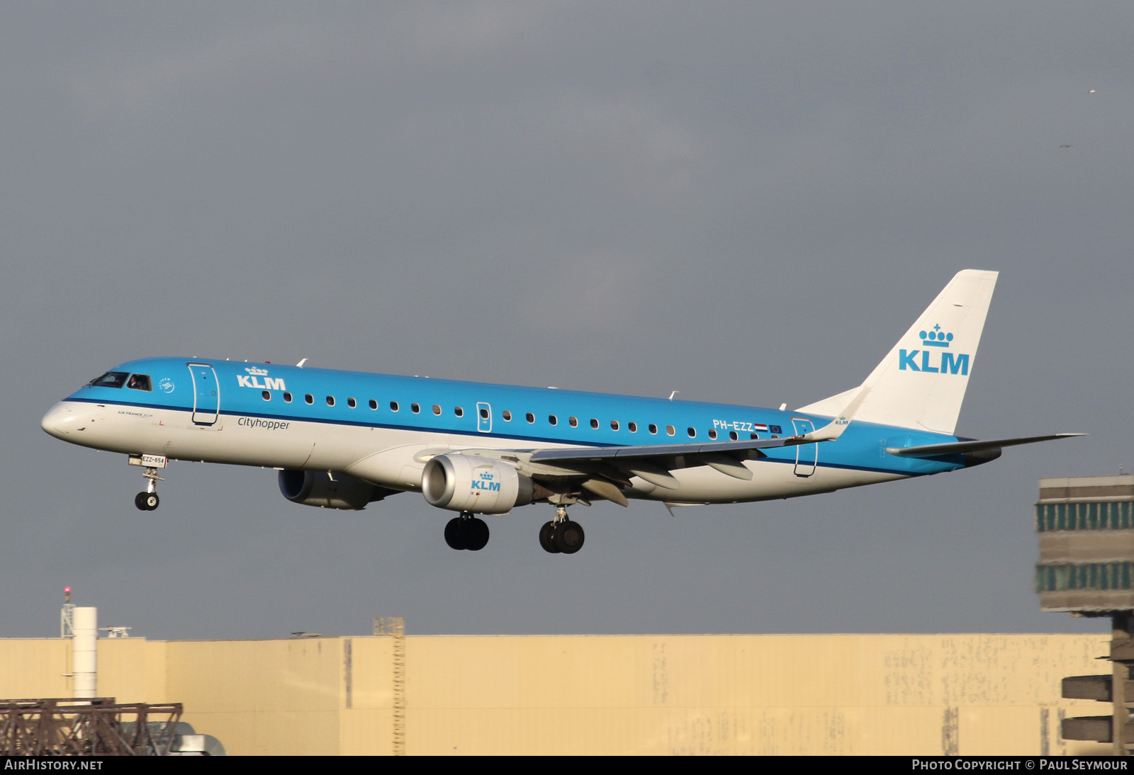 Aircraft Photo of PH-EZZ | Embraer 190STD (ERJ-190-100STD) | KLM Cityhopper | AirHistory.net #115106