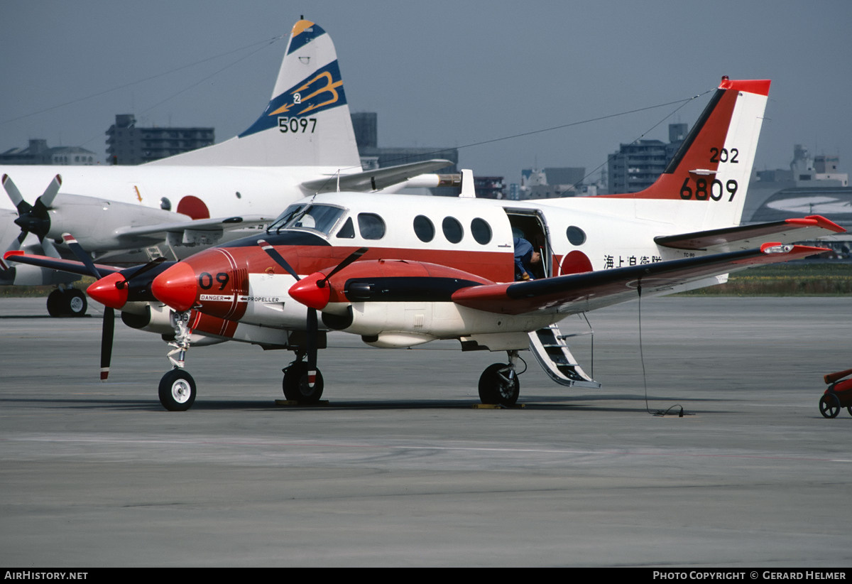 Aircraft Photo of 6809 | Beech TC-90 King Air | Japan - Navy | AirHistory.net #115192