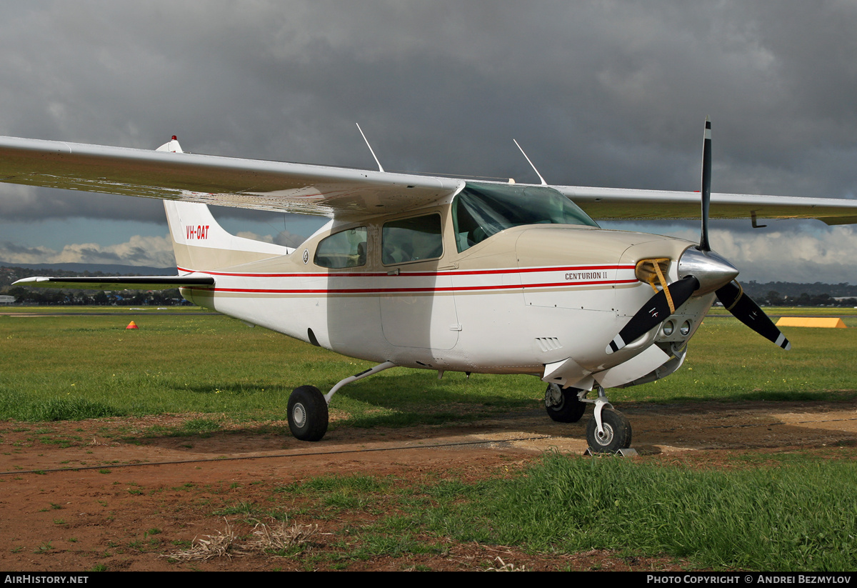 Aircraft Photo of VH-OAT | Cessna 210N Centurion II | AirHistory.net #115202